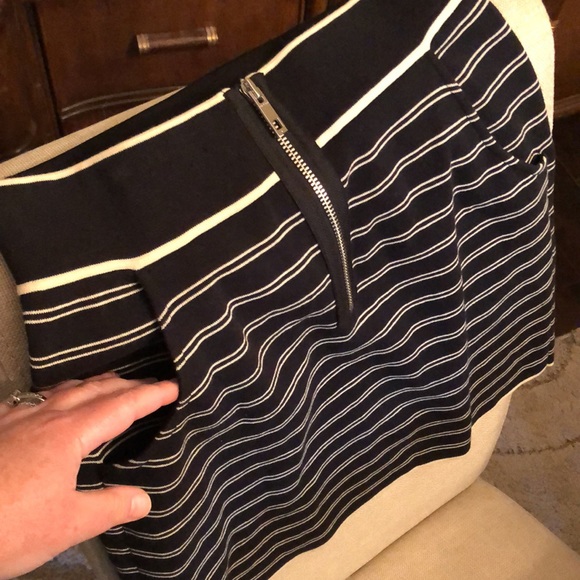Rag and Bone Reagan Striped Mini Skirt w/Pockets - Picture 11 of 11